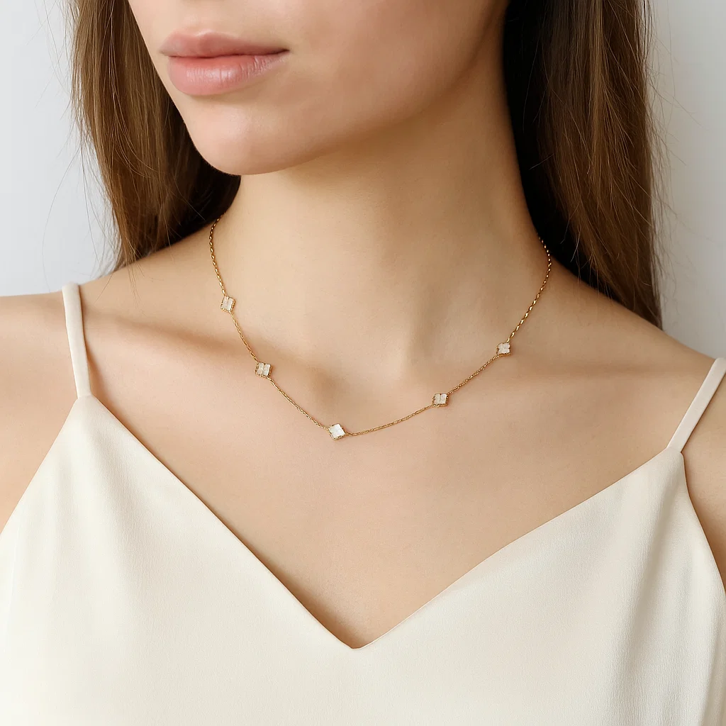 عکاسی محصولی که می‌فروشید — راهنمای کامل عکاسی از بدلیجات برای اینستاگرام (قدم‌به‌قدم)